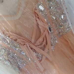 Nox Narianna Prom Dress